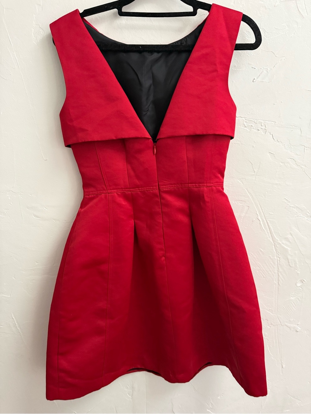 Zara Red Sleeveless Mini Dress with Peter Pan Collar - Picture 2 of 3